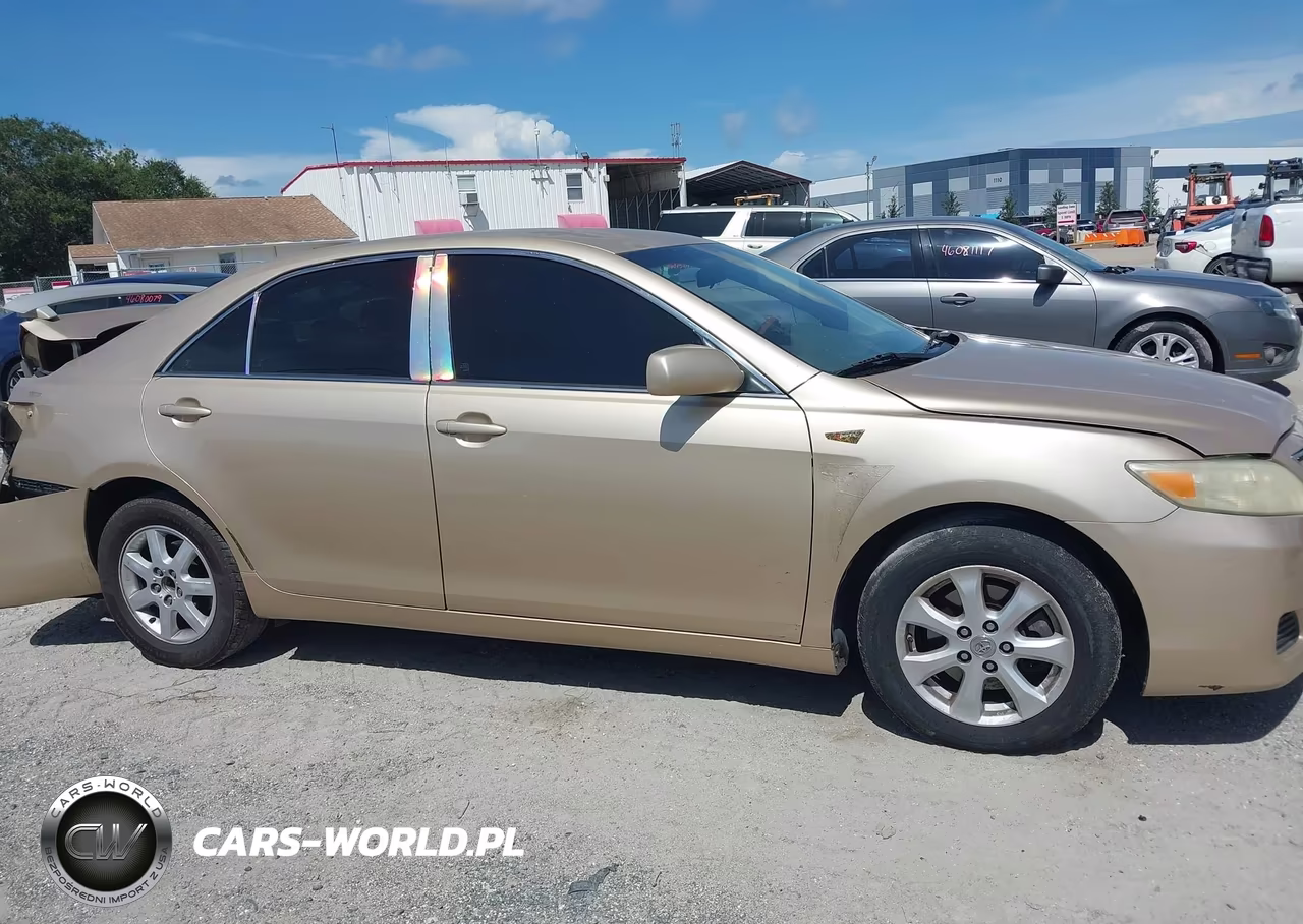 2011 Toyota Camry Le VIN:4T1BF3EK3BU699215 - 13