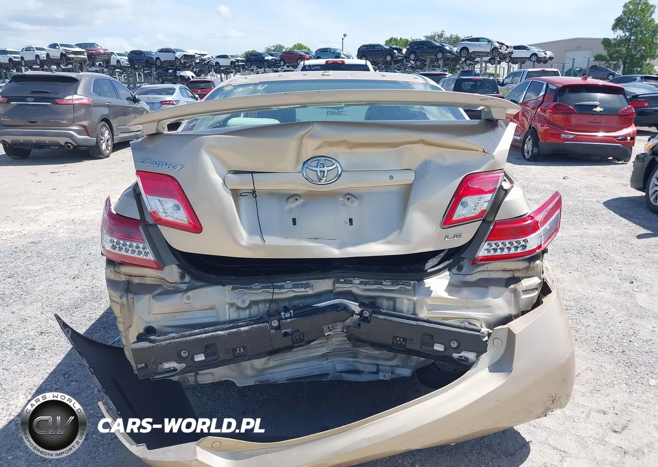 2011 Toyota Camry Le VIN:4T1BF3EK3BU699215 - 16