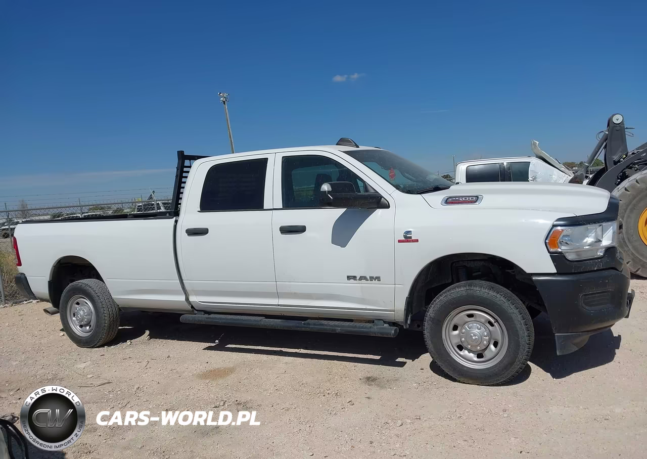 2022 Ram 2500 Tradesman 4X4 8' Box VIN:3C6UR5HL9NG139251 - 13