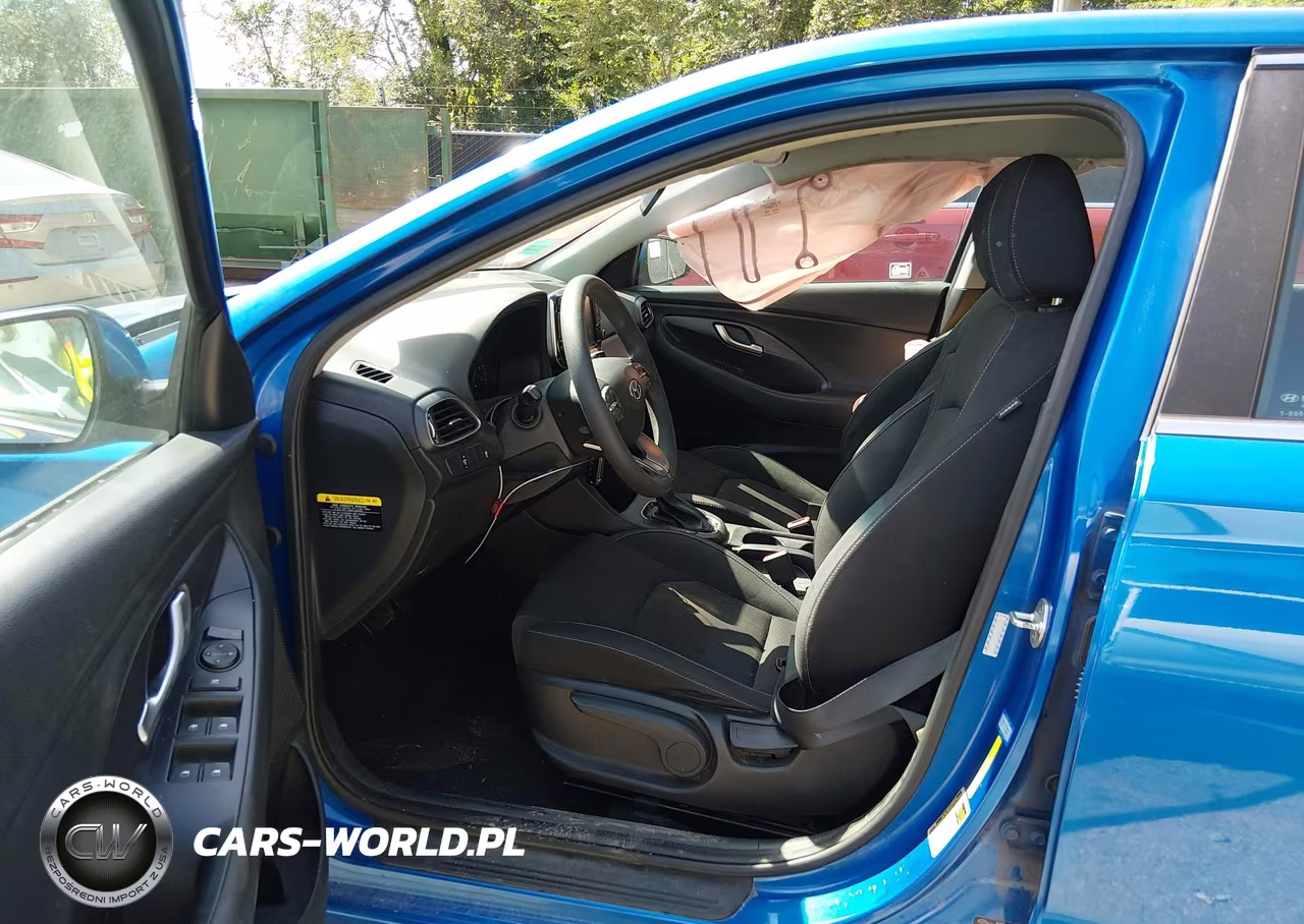 2018 Hyundai Elantra Gt VIN:KMHH35LEXJU045936 - 5