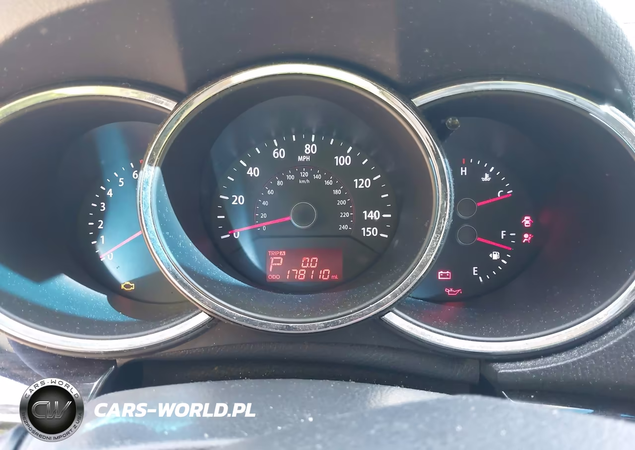2013 Kia Sorento Lx VIN:5XYKT3A62DG328315 - 7