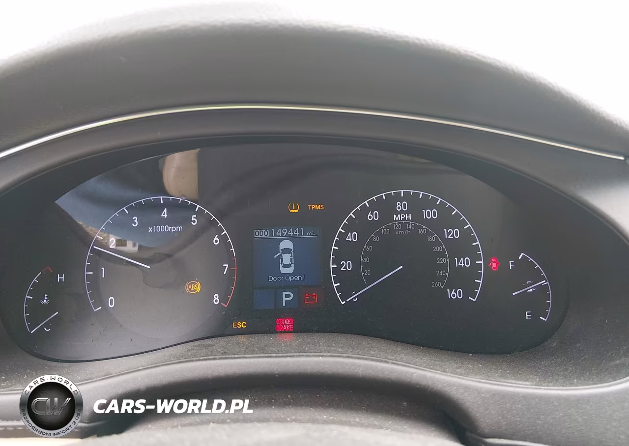 2012 Hyundai Genesis 3.8 VIN:KMHGC4DD1CU196226 - 7