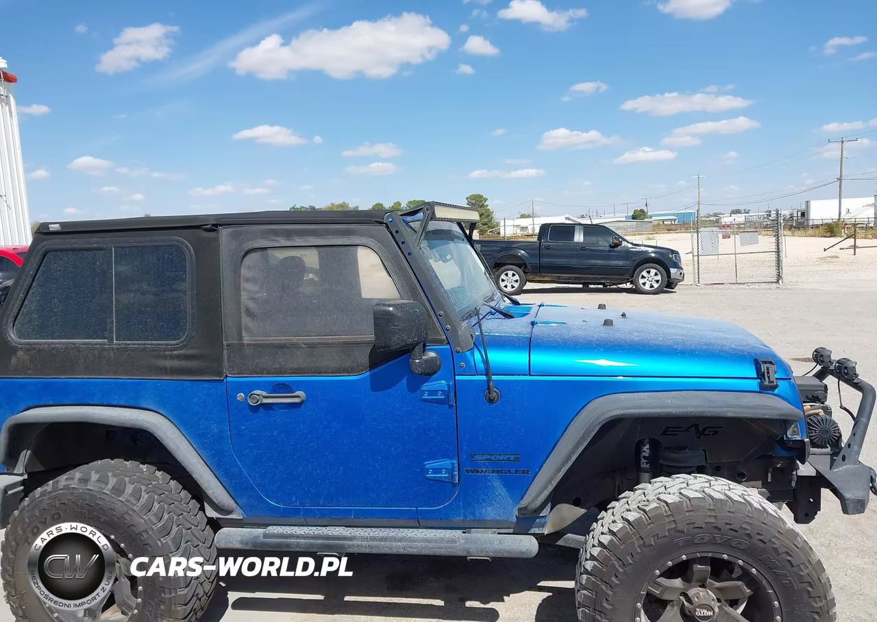 2015 Jeep Wrangler Sport VIN:1C4AJWAG0FL513174 - 13