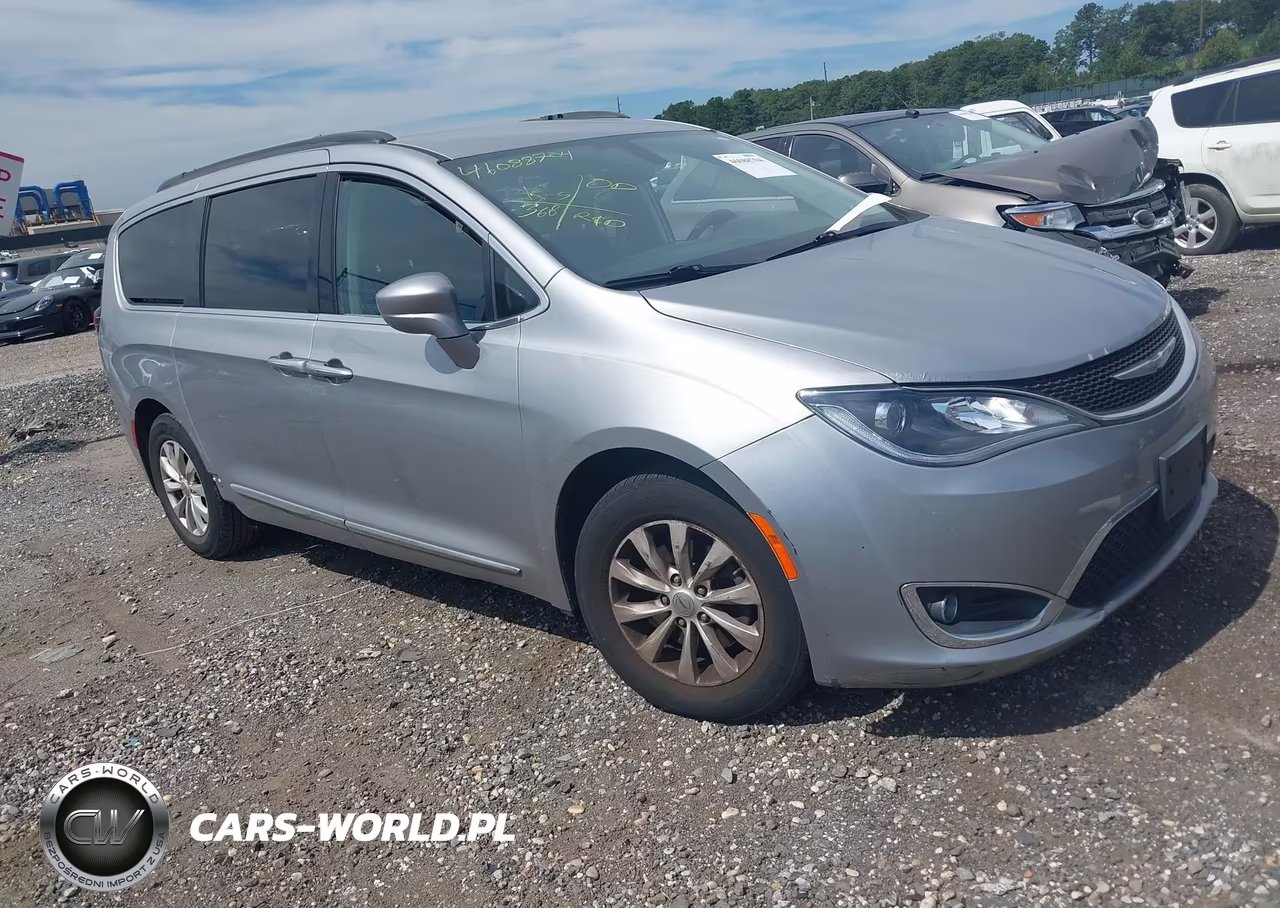 2017 Chrysler Pacifica Touring-L VIN:2C4RC1BG7HR795063 - 1
