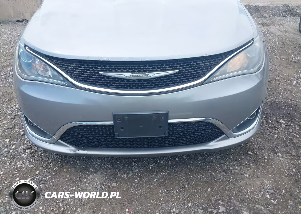 2017 Chrysler Pacifica Touring-L VIN:2C4RC1BG7HR795063 - 6