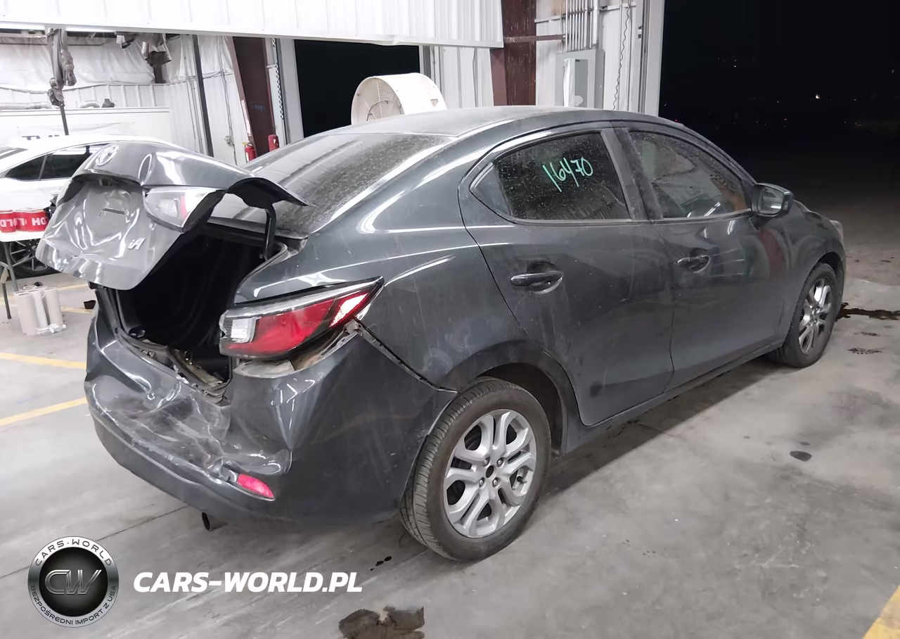 2017 Toyota Yaris Ia VIN:3MYDLBYV2HY180847 - 4