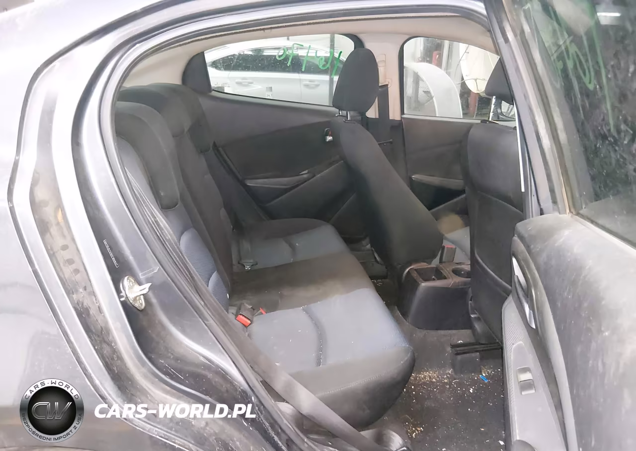 2017 Toyota Yaris Ia VIN:3MYDLBYV2HY180847 - 8