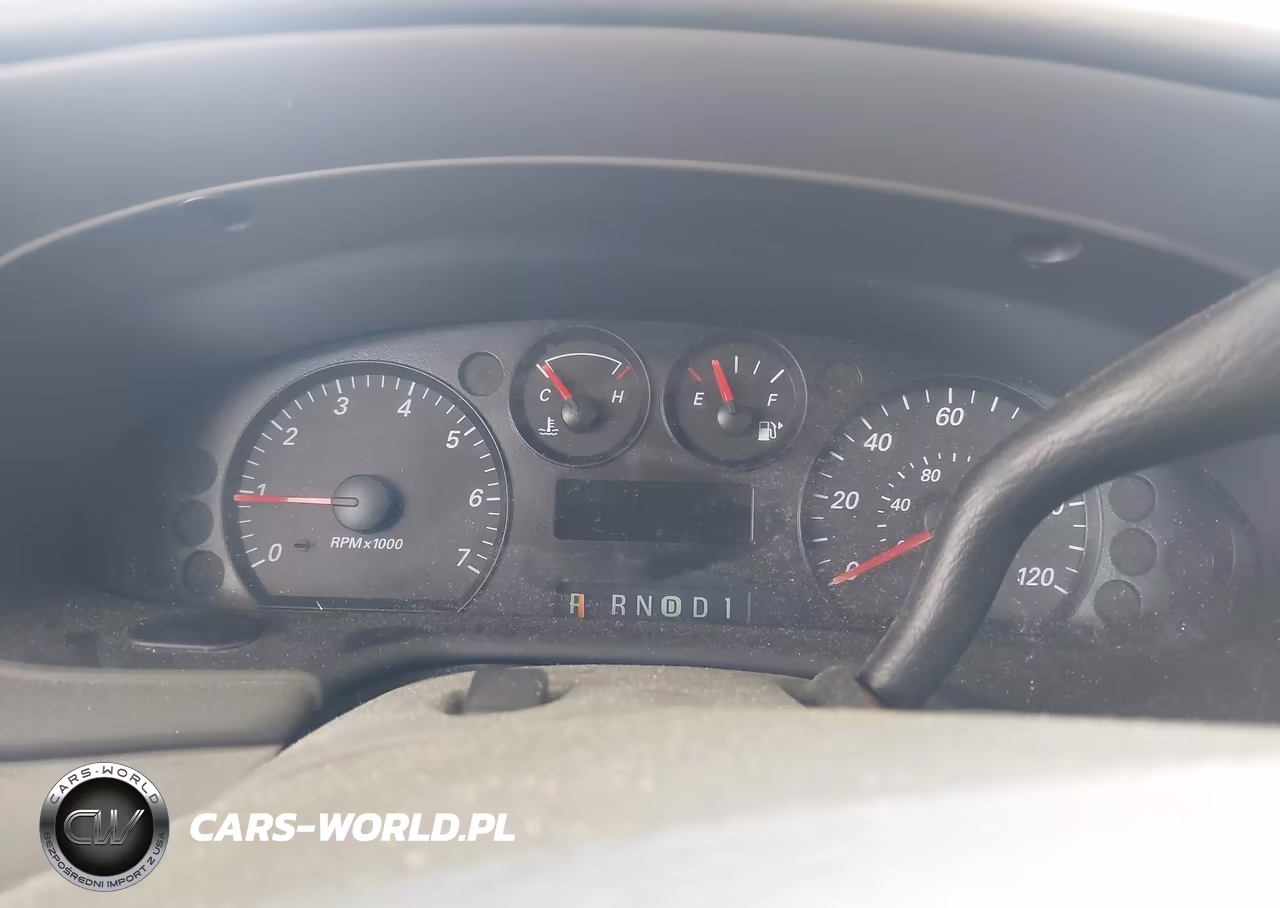 2005 Ford Taurus Se VIN:1FAFP53UX5A186204 - 7