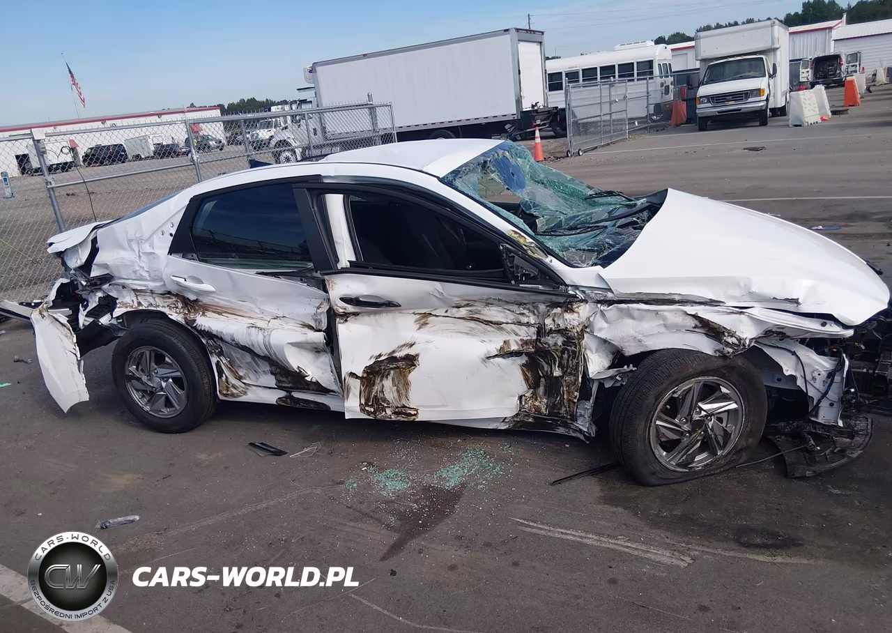 2026 Hyundai Elantra Se VIN:KMHLL4DG4TU209267 - 14