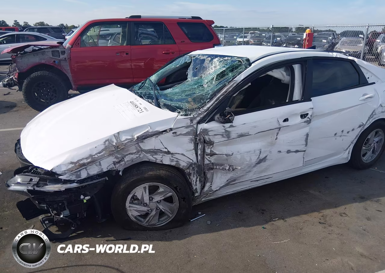 2026 Hyundai Elantra Se VIN:KMHLL4DG4TU209267 - 6