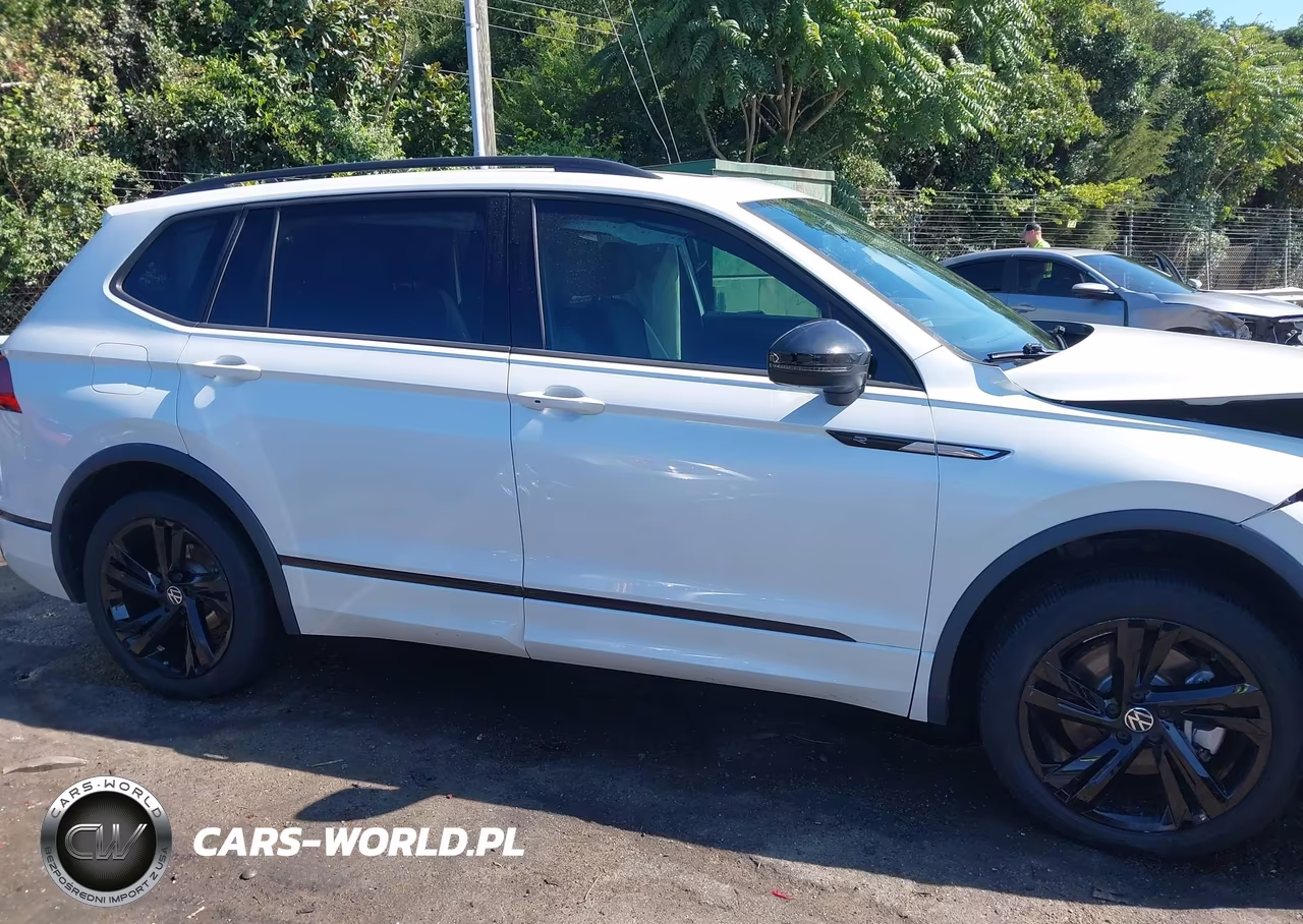 2024 Volkswagen Tiguan 2.0T Se R-Line Black VIN:3VV8B7AX7RM032201 - 13
