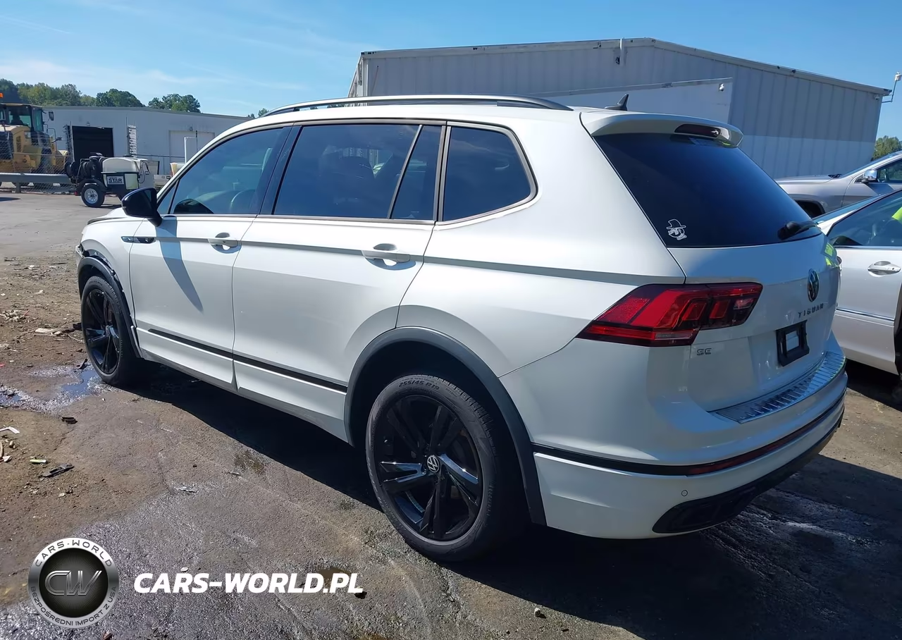 2024 Volkswagen Tiguan 2.0T Se R-Line Black VIN:3VV8B7AX7RM032201 - 3