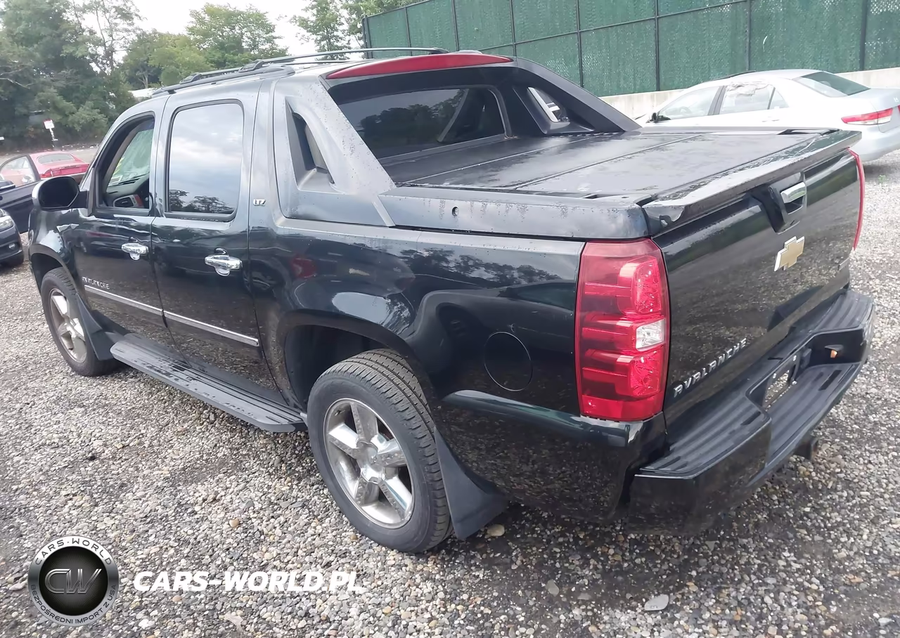 2011 Chevrolet Avalanche 1500 Ltz VIN:3GNTKGE36BG379434 - 3