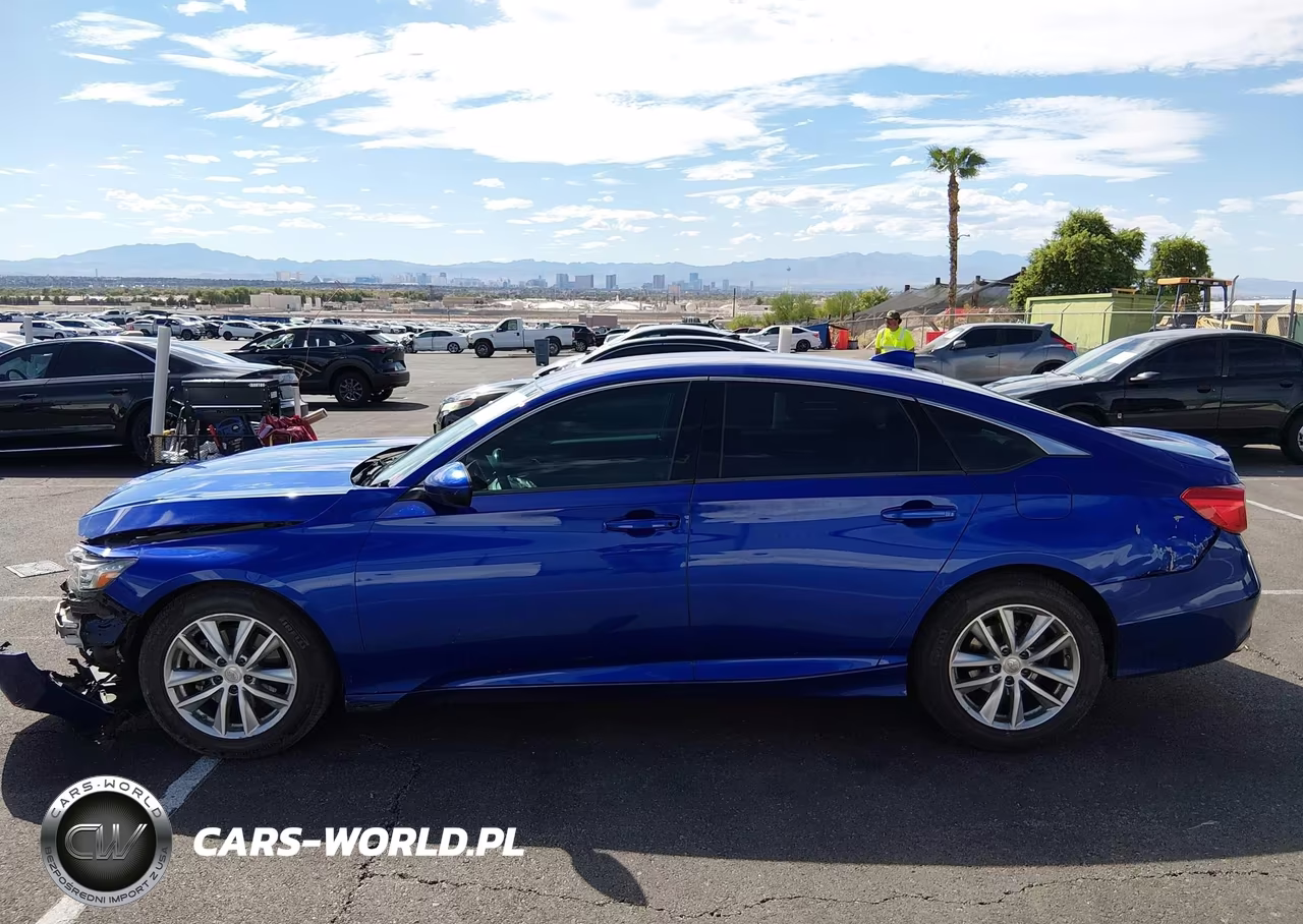 2018 Honda Accord Sport VIN:1HGCV1F30JA258554 - 15