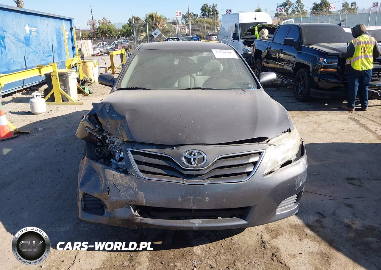 2010 Toyota Camry Le VIN:4T1BF3EK4AU083957 - 12