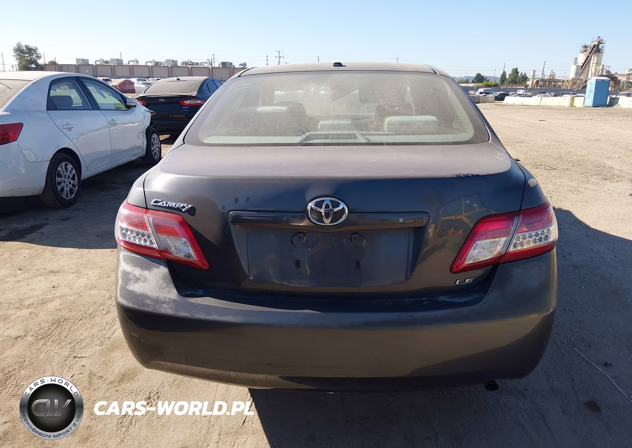 2010 Toyota Camry Le VIN:4T1BF3EK4AU083957 - 16