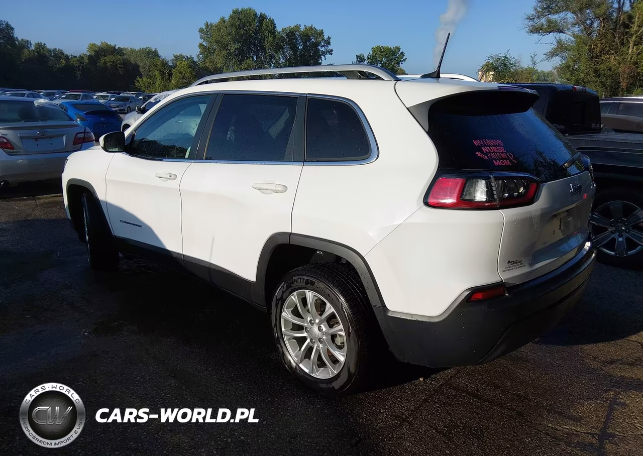 2019 Jeep Cherokee Latitude Fwd VIN:1C4PJLCB9KD269541 - 3