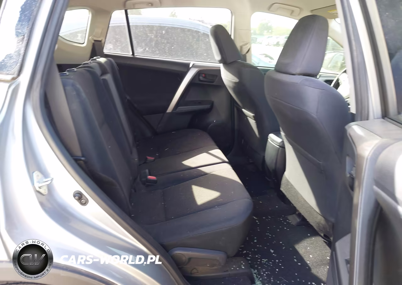 2018 Toyota Rav4 Le VIN:JTMZFREV5JJ189240 - 8