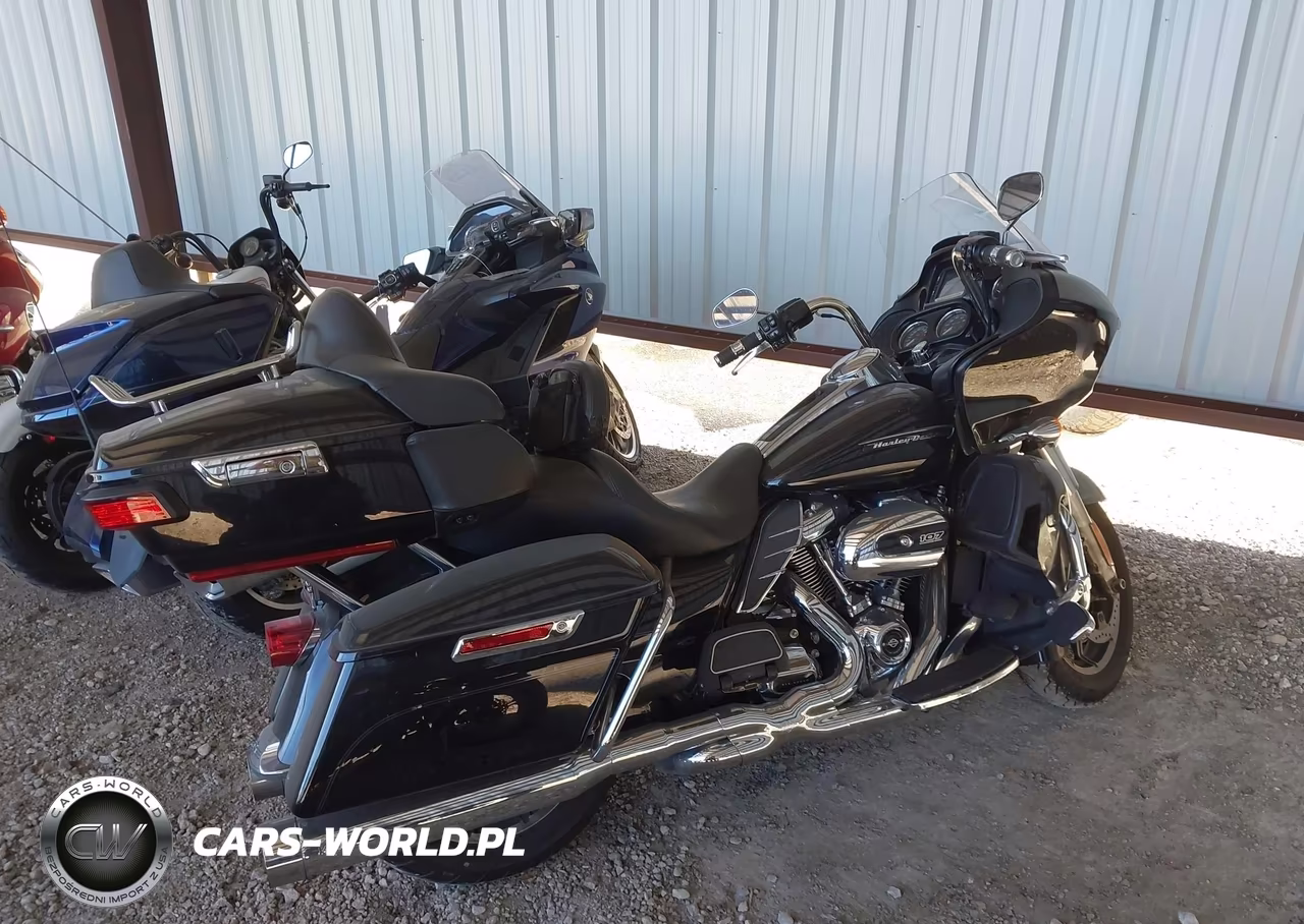 2018 Harley-Davidson Fltru VIN:1HD1KGD12JB646526 - 4