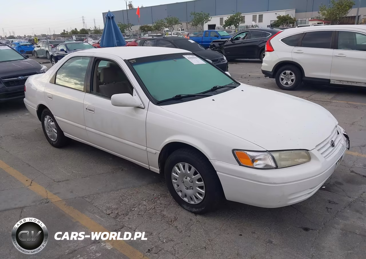 1999 Toyota Camry Ce