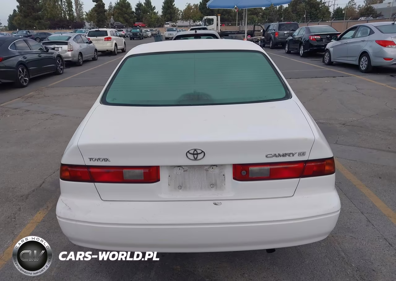 1999 Toyota Camry Ce VIN:4T1BG22K4XU889236 - 18
