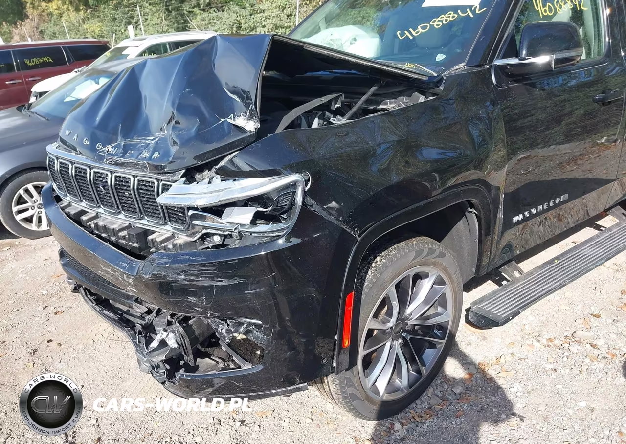 2023 Jeep Wagoneer Series Iii 4X4 VIN:1C4SJVDP4PS532084 - 17
