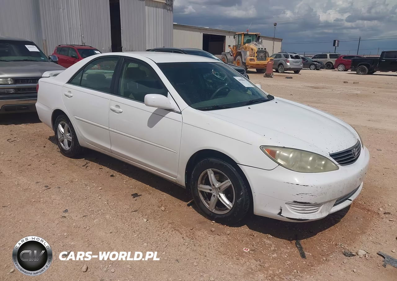 2005 Toyota Camry Le