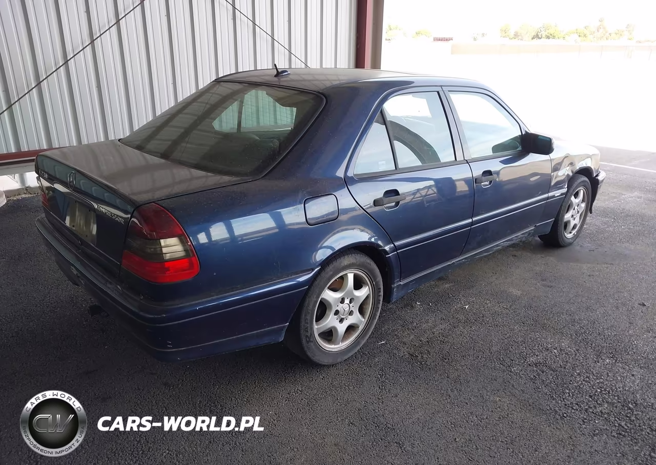 2000 Mercedes-Benz C 230 Kompressor VIN:WDBHA24GXYA852217 - 4