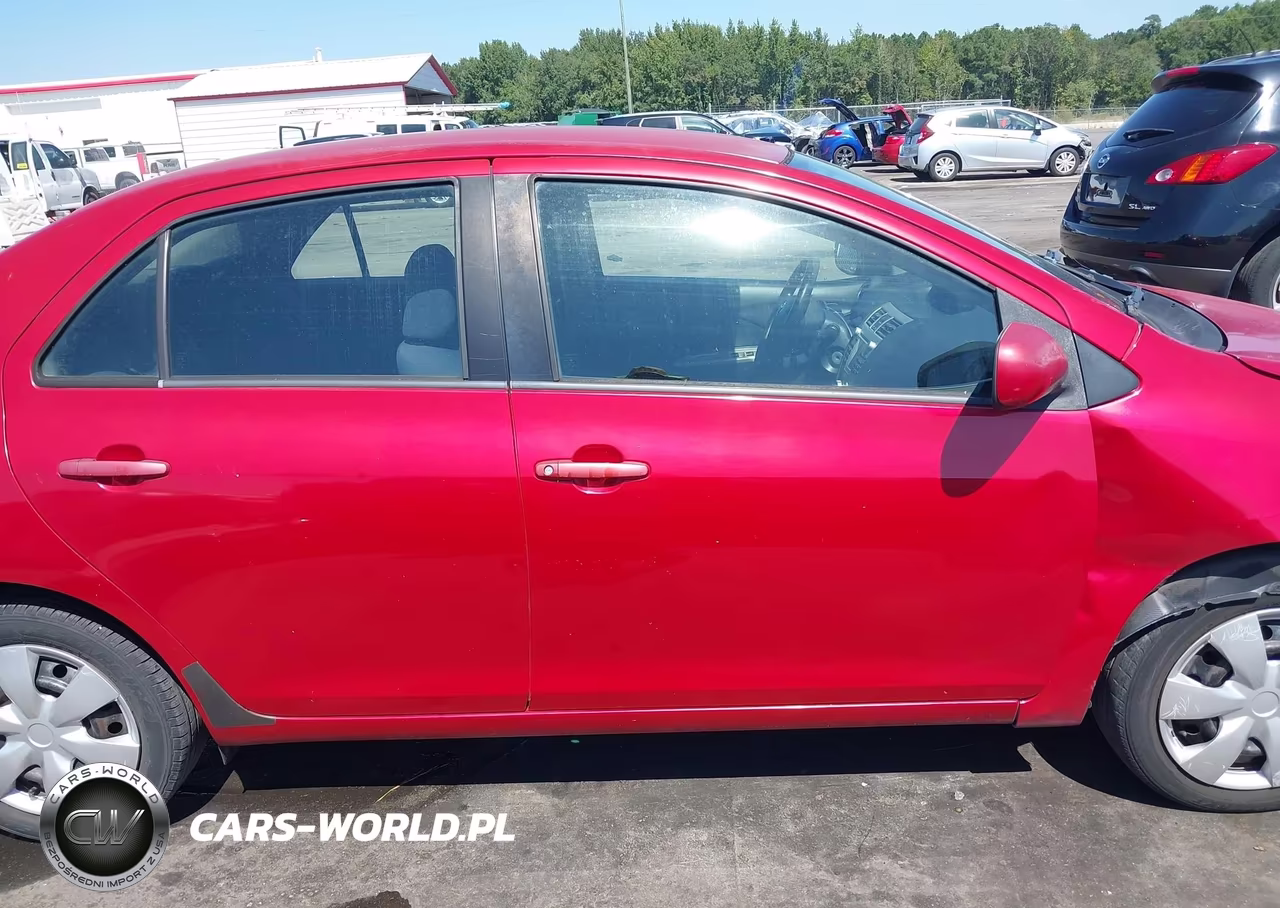 2007 Toyota Yaris VIN:JTDBT923071104231 - 13