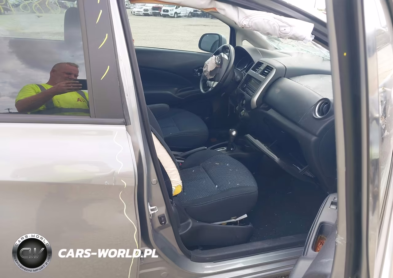 2014 Nissan Versa Note Sv VIN:3N1CE2CP7EL372077 - 5