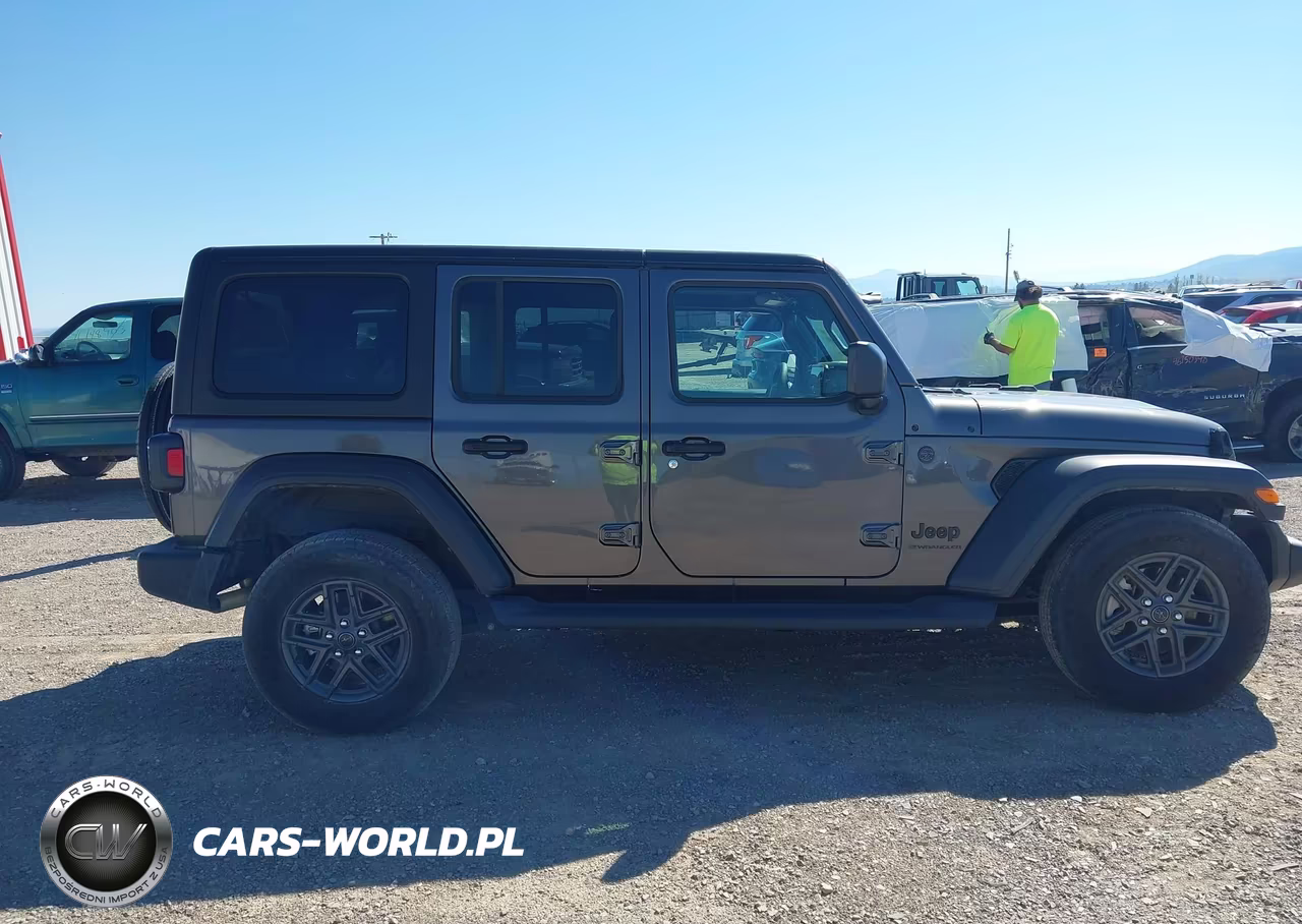 2025 Jeep Wrangler 4-Door Summit 4X4 VIN:1C4PJXDN7SW638403 - 14