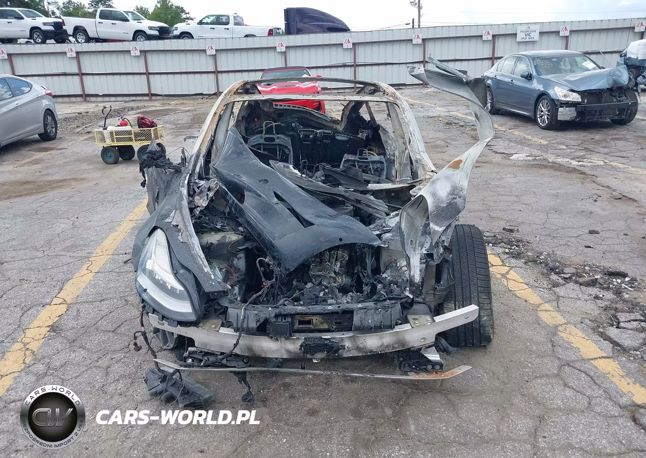 2020 Tesla Model 3 Long Range Dual Motor All-Wheel Drive VIN:5YJ3E1EB8LF667810 - 10