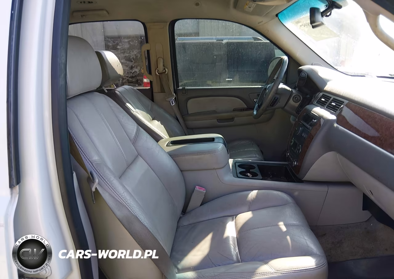 2007 Chevrolet Tahoe Lt VIN:1GNFK130X7J131955 - 5