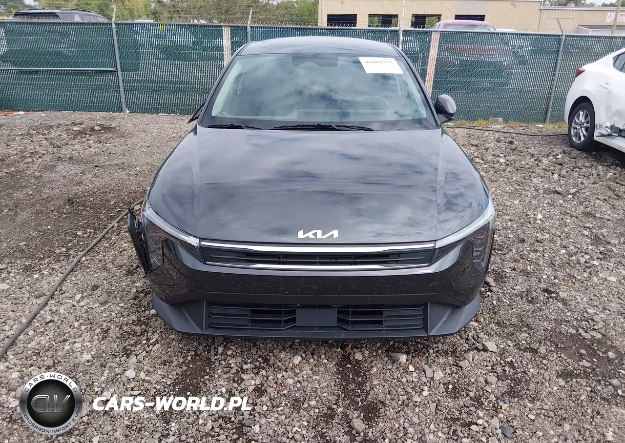 2025 Kia K4 Lxs VIN:3KPFT4DE1SE014871 - 13