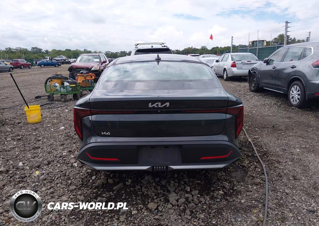 2025 Kia K4 Lxs VIN:3KPFT4DE1SE014871 - 17