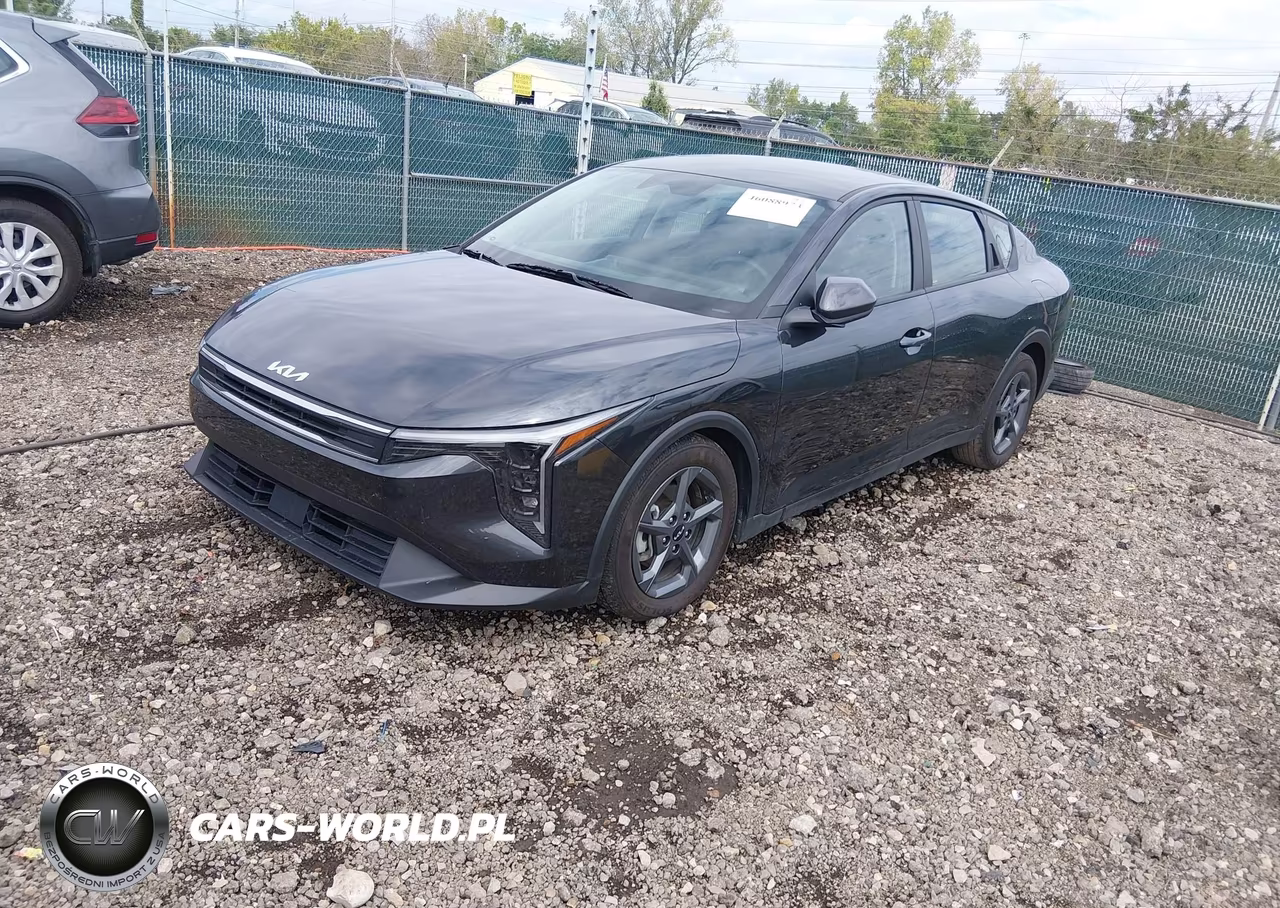 2025 Kia K4 Lxs VIN:3KPFT4DE1SE014871 - 2