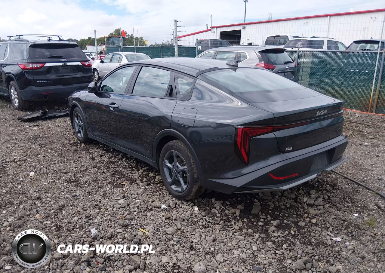 2025 Kia K4 Lxs VIN:3KPFT4DE1SE014871 - 3