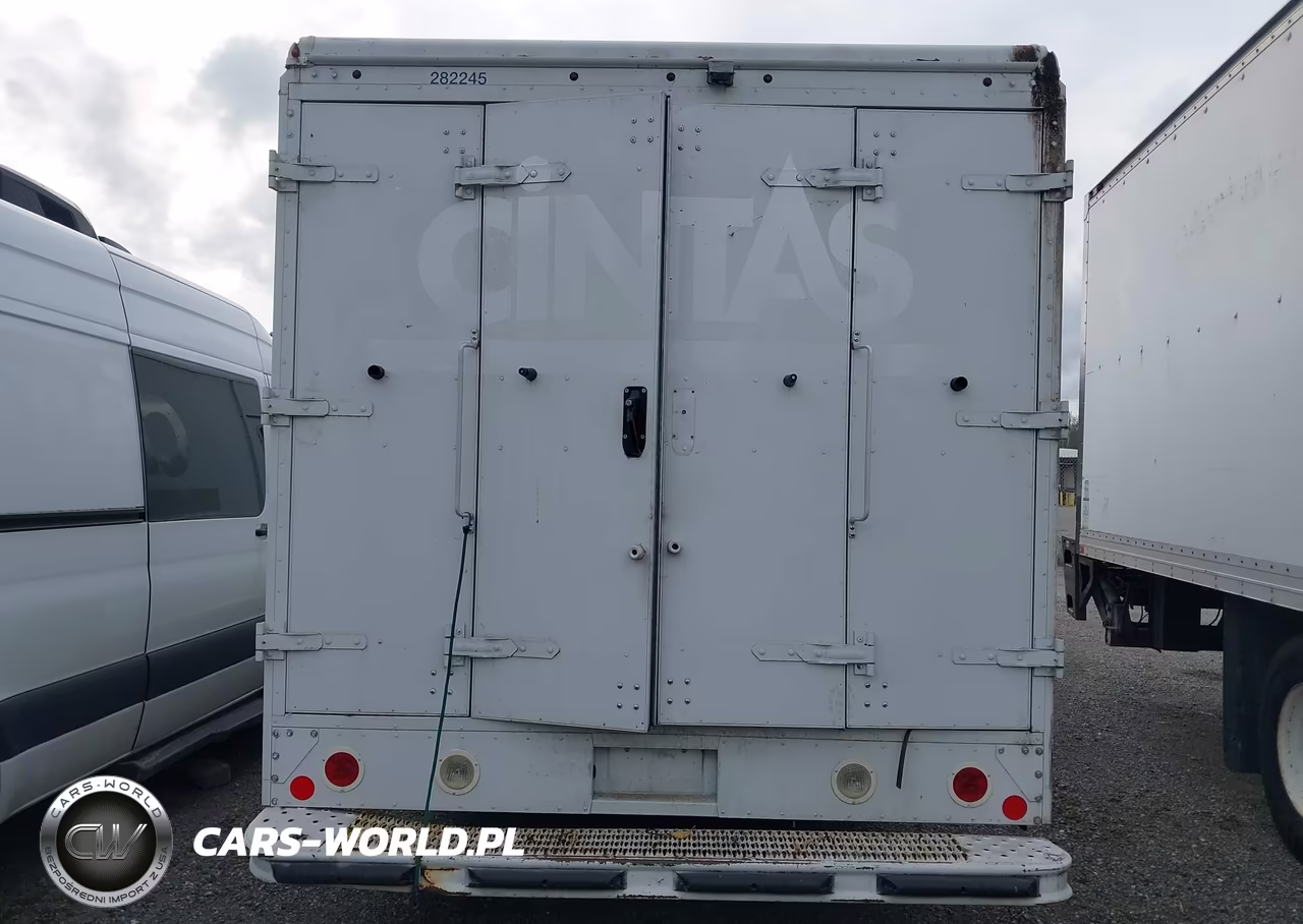 2018 Ford F-59 Commercial Stripped VIN:1F65F5KY1J0A05135 - 18