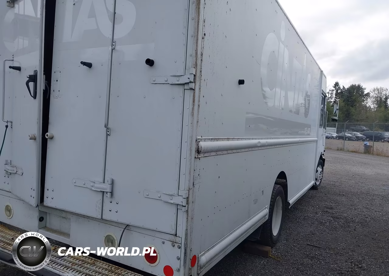 2018 Ford F-59 Commercial Stripped VIN:1F65F5KY1J0A05135 - 4