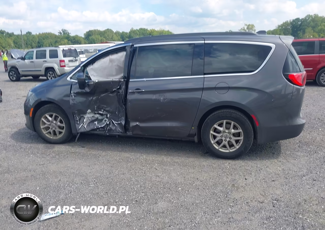 2021 Chrysler Voyager Lxi VIN:2C4RC1DGXMR533643 - 14