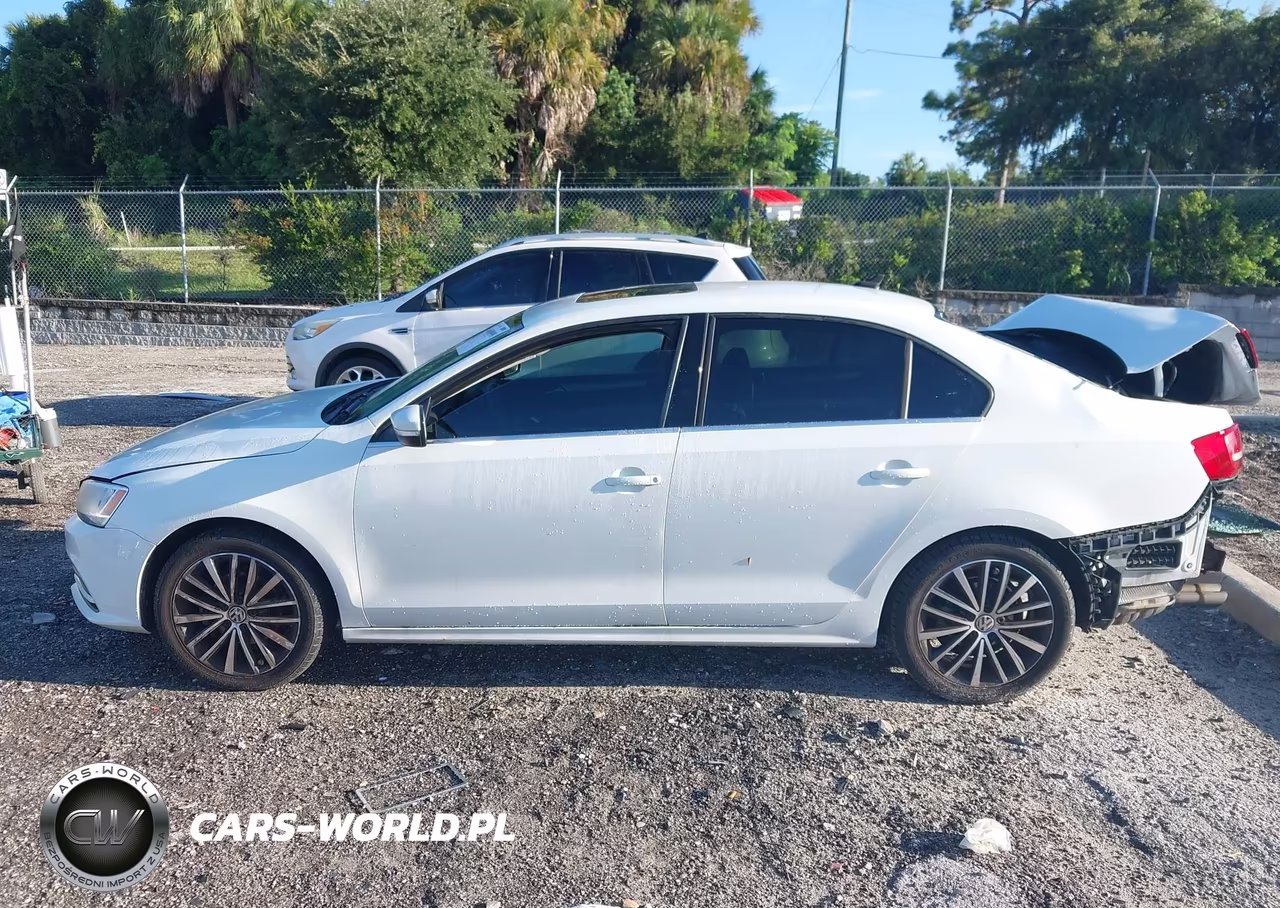 2015 Volkswagen Jetta 2.0L S VIN:3VW2K7AJXFM240663 - 14