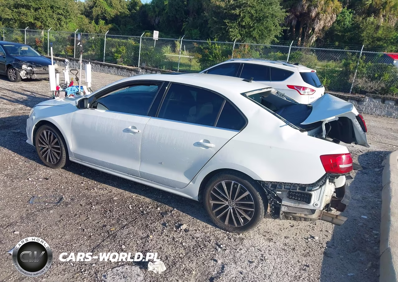 2015 Volkswagen Jetta 2.0L S VIN:3VW2K7AJXFM240663 - 3