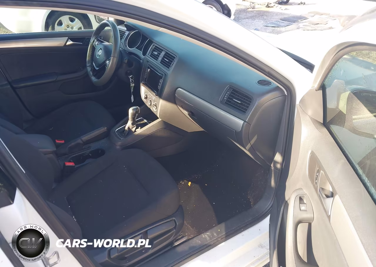 2015 Volkswagen Jetta 2.0L S VIN:3VW2K7AJXFM240663 - 5
