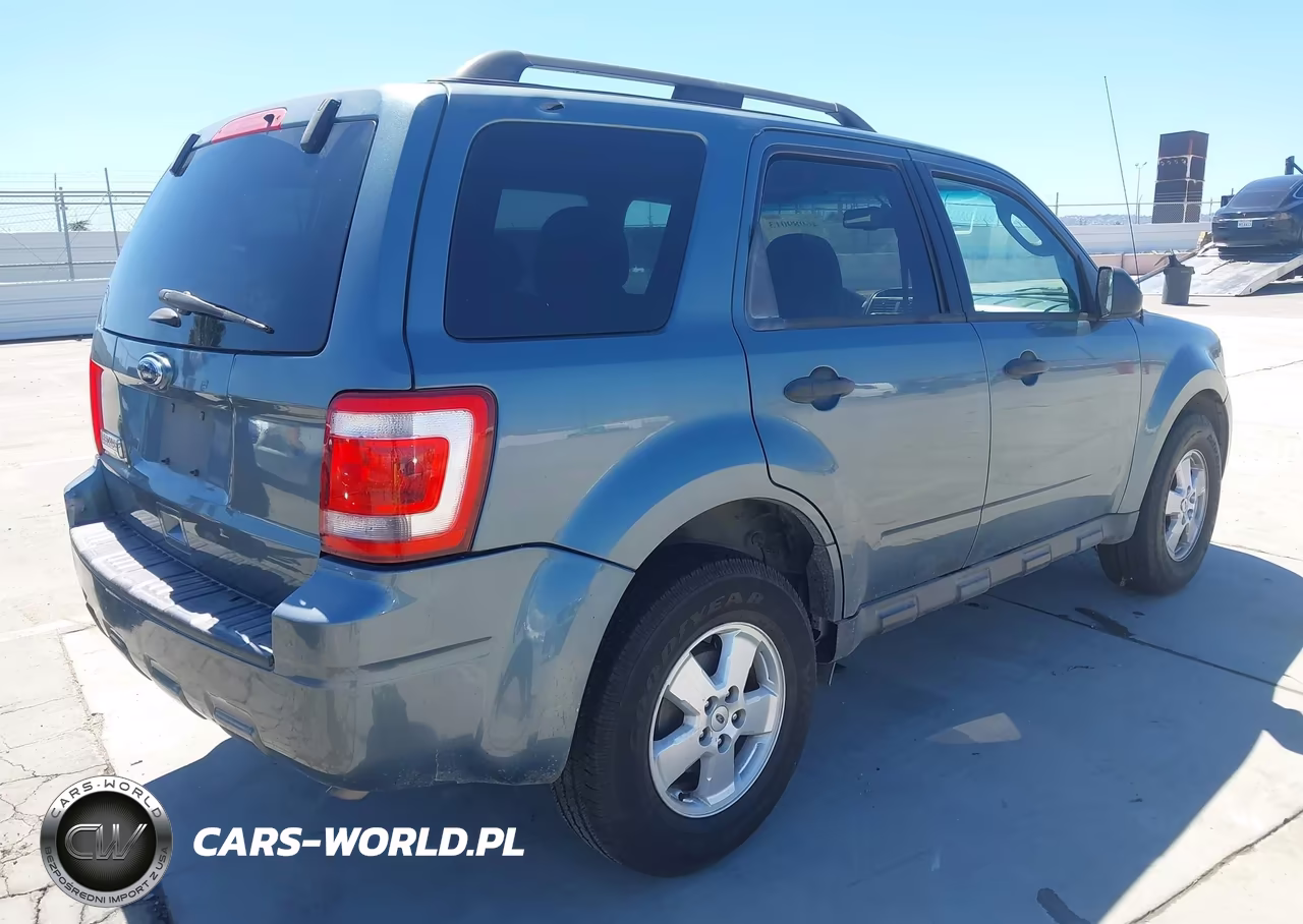2012 Ford Escape Xlt VIN:1FMCU0D74CKB58631 - 4