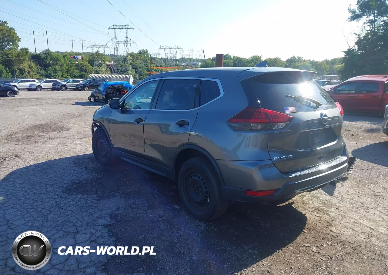 2019 Nissan Rogue S VIN:5N1AT2MV8KC808557 - 3