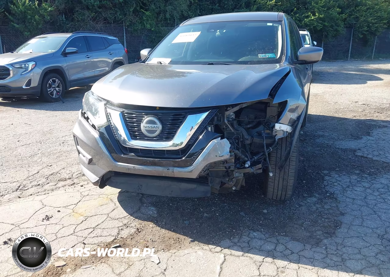 2019 Nissan Rogue S VIN:5N1AT2MV8KC808557 - 6
