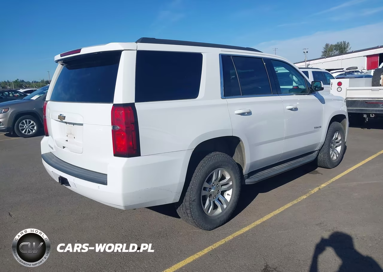 2017 Chevrolet Tahoe Ls VIN:1GNSKAEC3HR329110 - 4