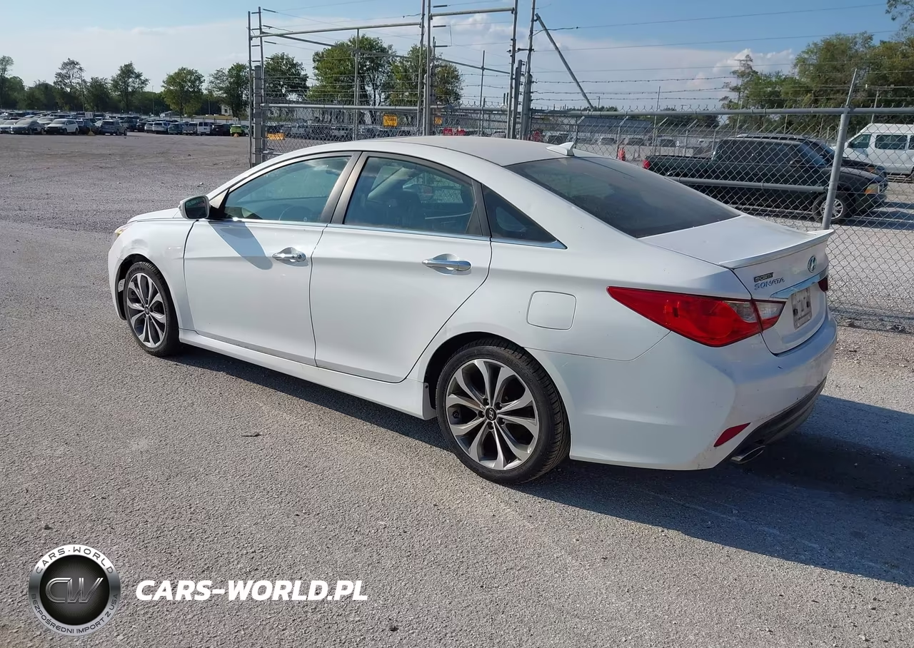 2014 Hyundai Sonata Se VIN:5NPEC4AC3EH827160 - 3