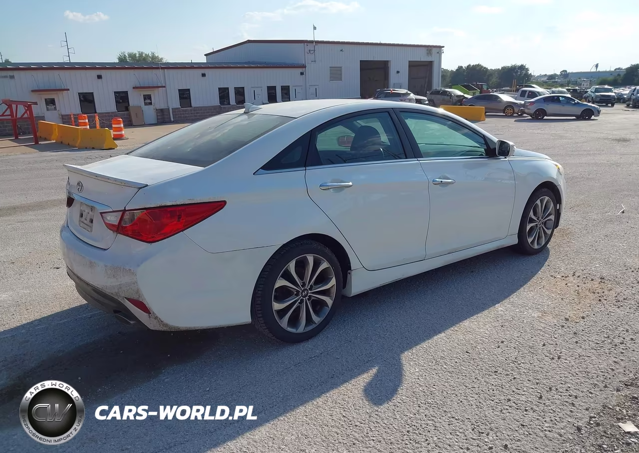 2014 Hyundai Sonata Se VIN:5NPEC4AC3EH827160 - 4