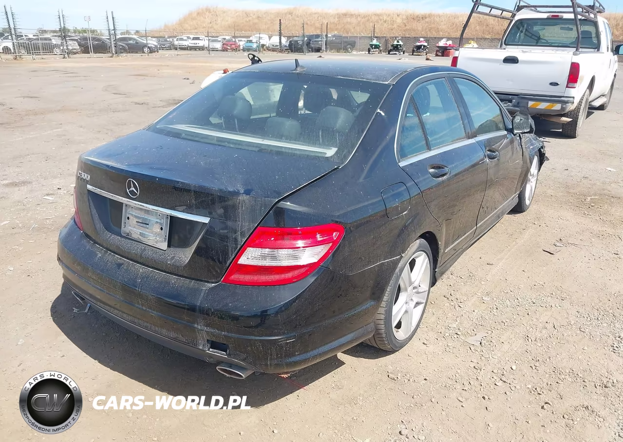 2010 Mercedes-Benz C 300 Luxury-Sport VIN:WDDGF5EB7AR114133 - 4